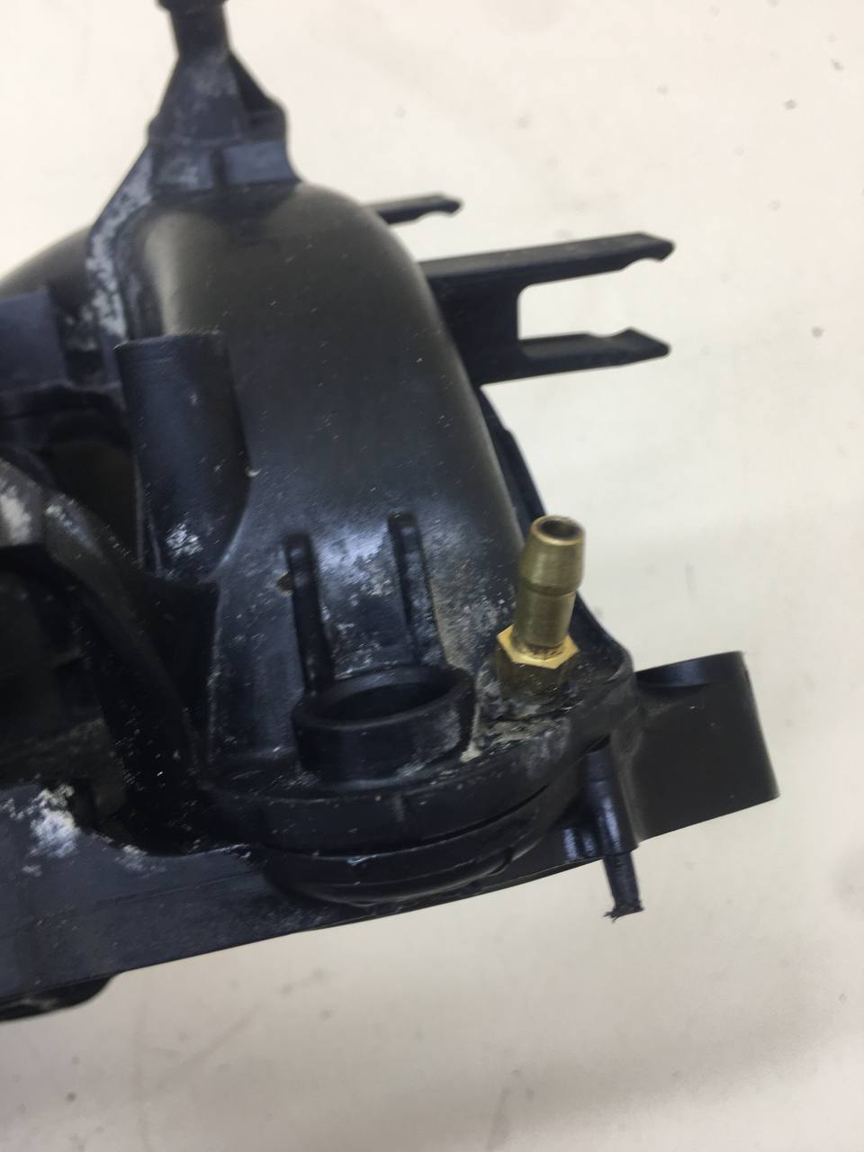 Коллектор впускной Volkswagen Polo (MK5) 2011-2020 Коллектор впускной Volkswagen Polo (MK5) 2011-2020
