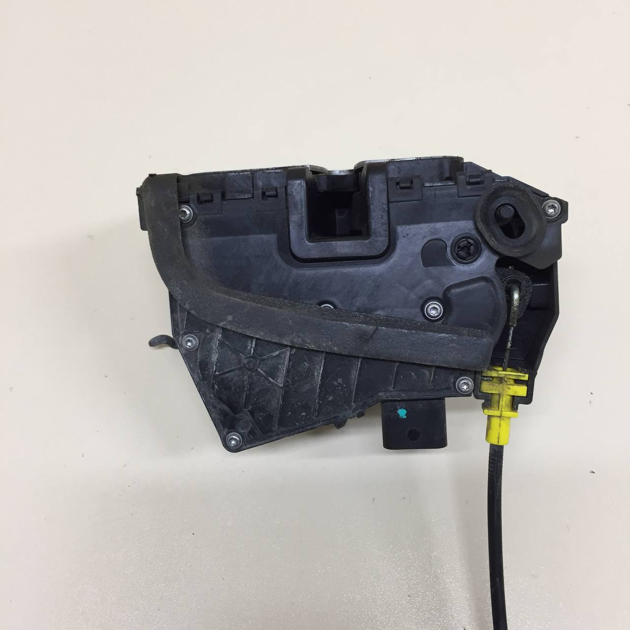 Замок двери задней правой Chevrolet Cobalt (T250) 2011-2015
