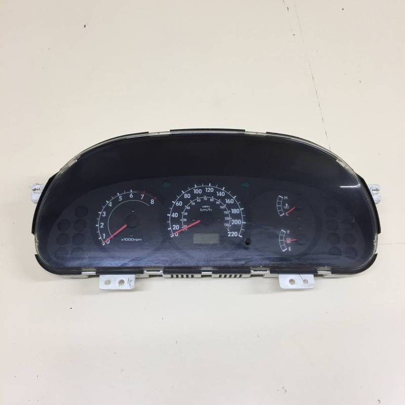 Панель приборов Kia Sephia 2001-2004 Панель приборов Kia Sephia 2001-2004