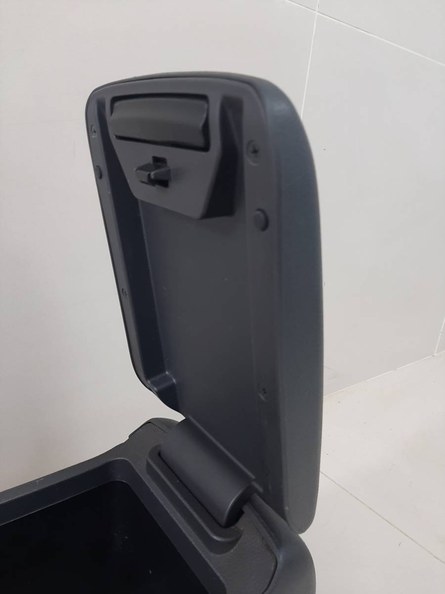 Консоль центральная Subaru Impreza (G12) 2007-2012 Консоль центральная Subaru Impreza (G12) 2007-2012