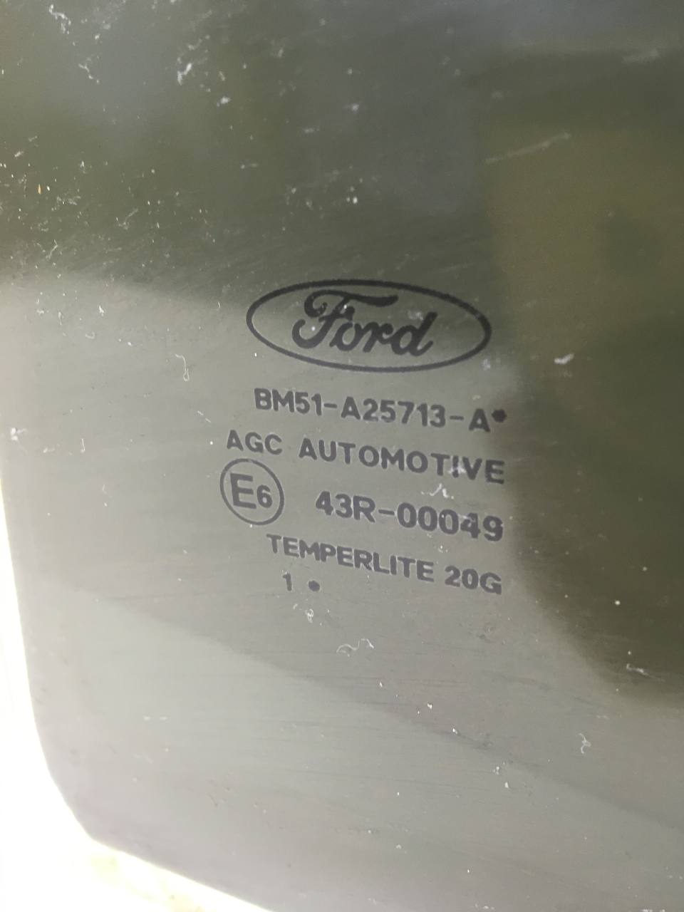 Стекло двери задней левой Ford Focus 3 2011>