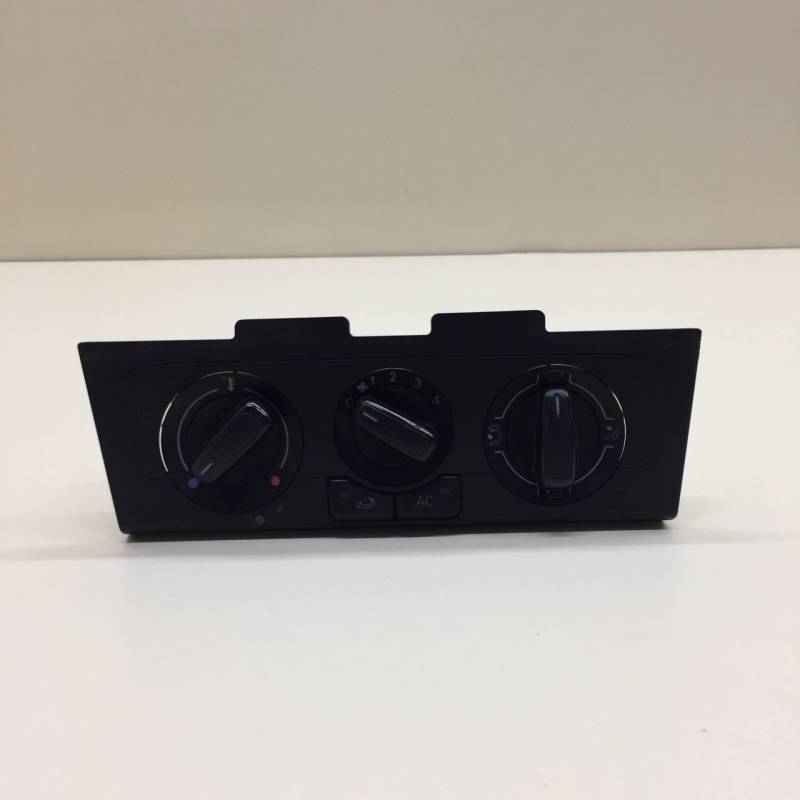 Блок управления отопителем Volkswagen Polo (MK5) 2011-2020