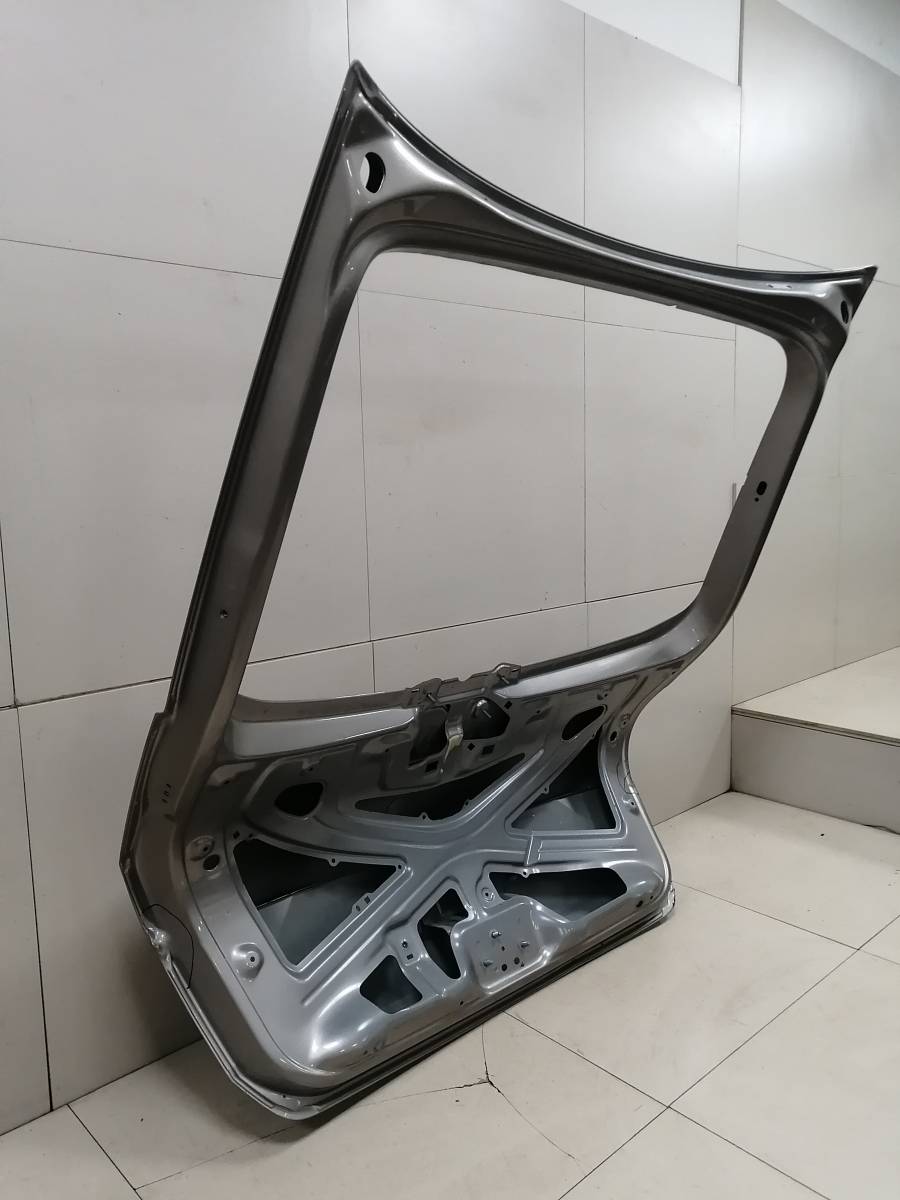 Дверь багажника Skoda Rapid 2012-2017