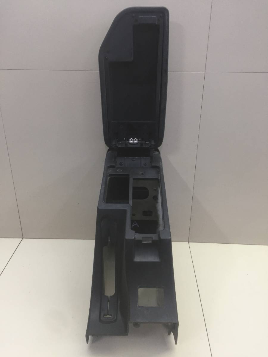Подлокотник Great Wall H3 2010>