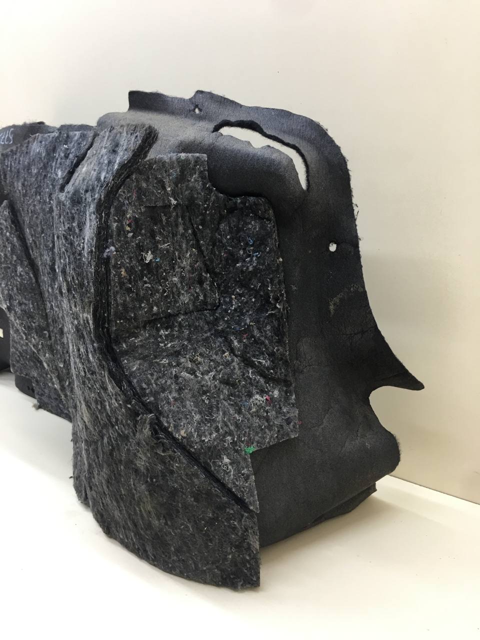 Обшивка багажника Lada Vesta 2015>