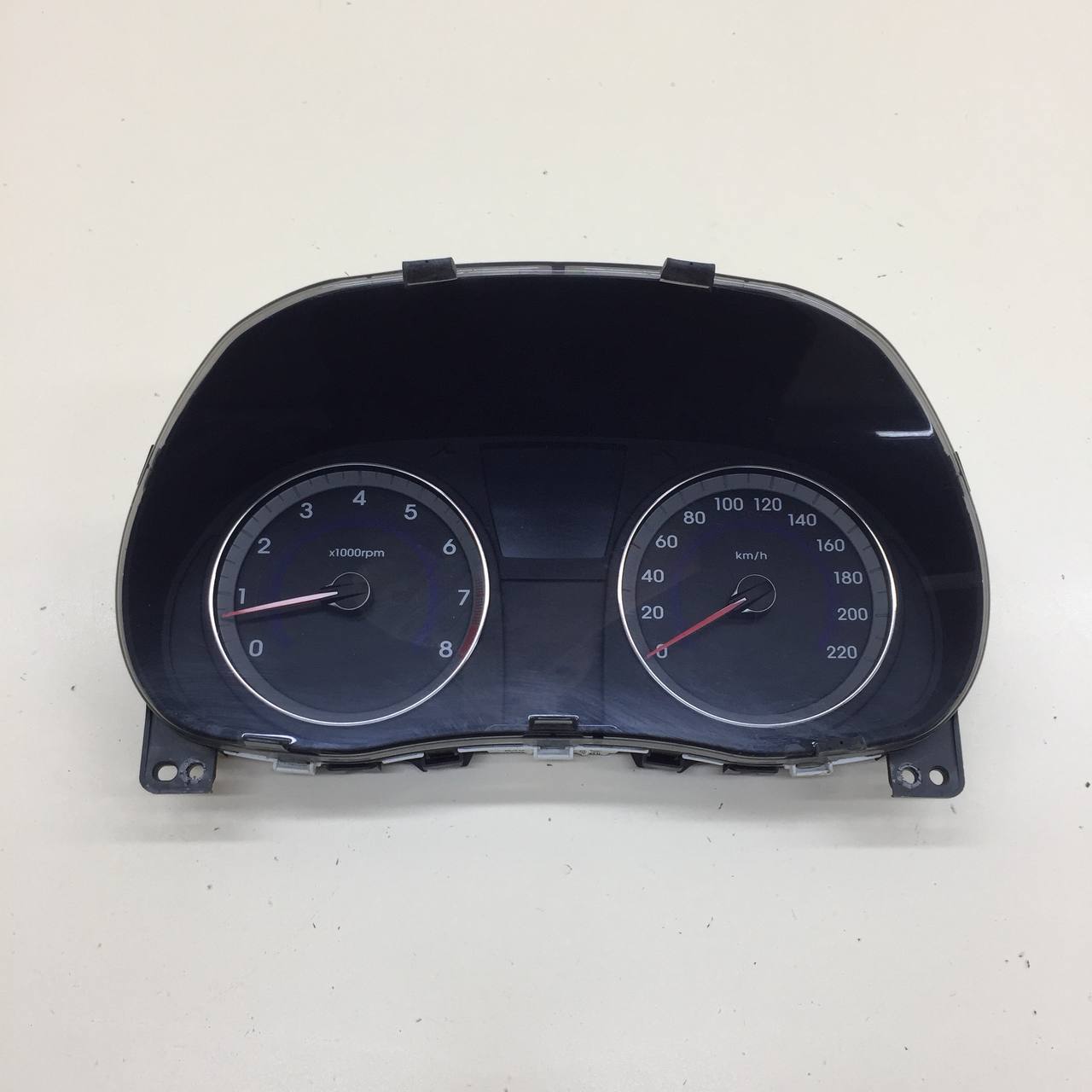 Панель приборов Hyundai Solaris (RB) 2010-2017