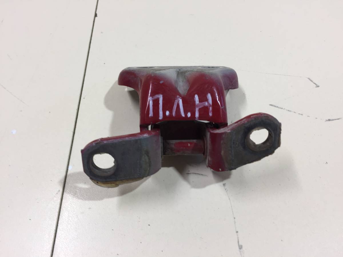 Петля двери передней левой нижняя Subaru Impreza (G12) 2007-2012