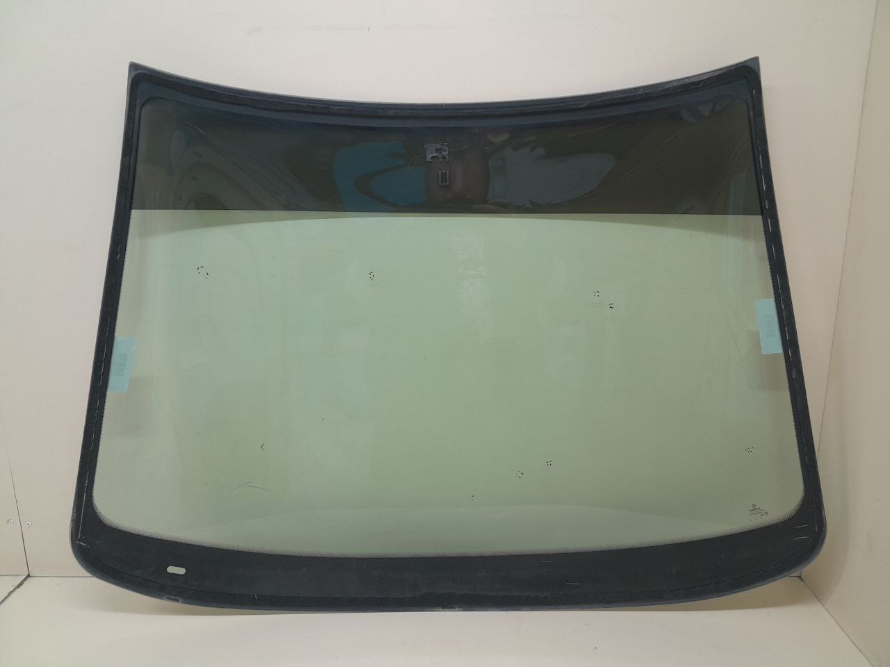 Стекло лобовое (ветровое) Peugeot 206 1998-2012