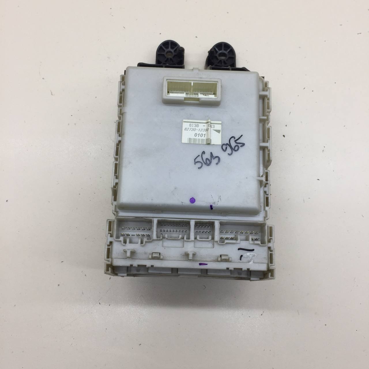 Блок предохранителей Toyota Corolla E150 2006-2013 Блок предохранителей Toyota Corolla E150 2006-2013