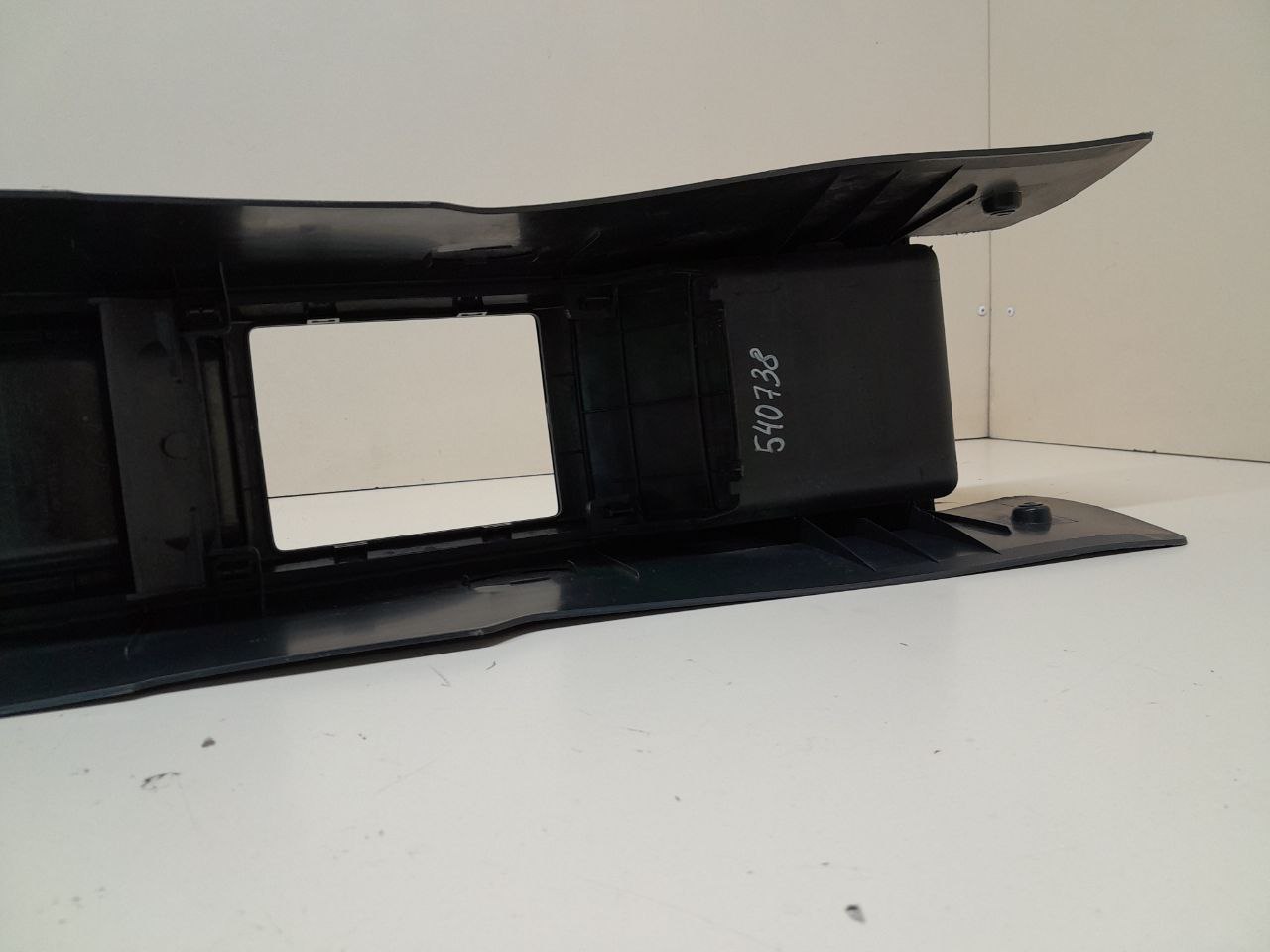 Консоль центральная Chevrolet Aveo T250 2005-2011
