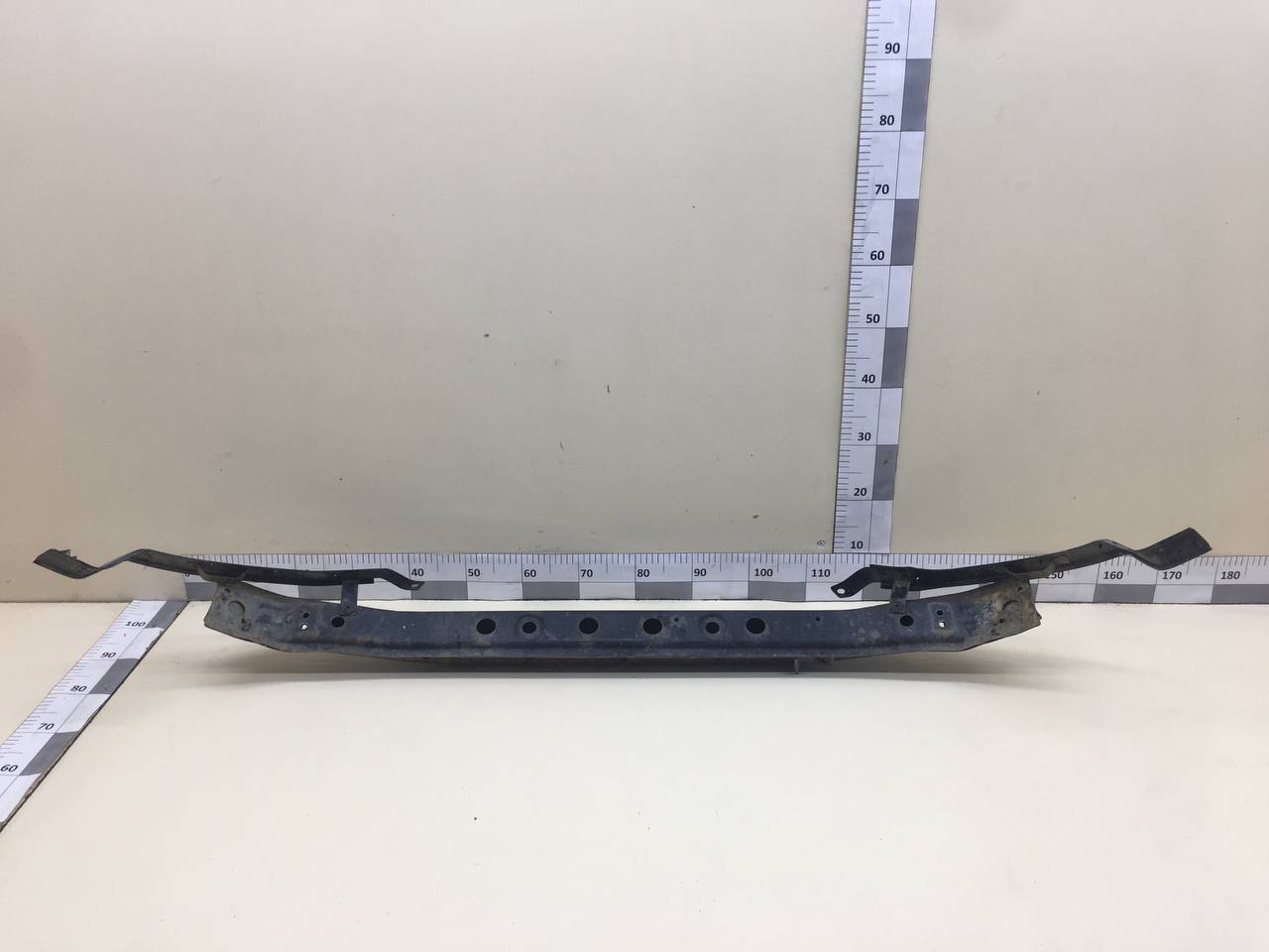 Усилитель переднего бампера Vortex Estina 2008-2012