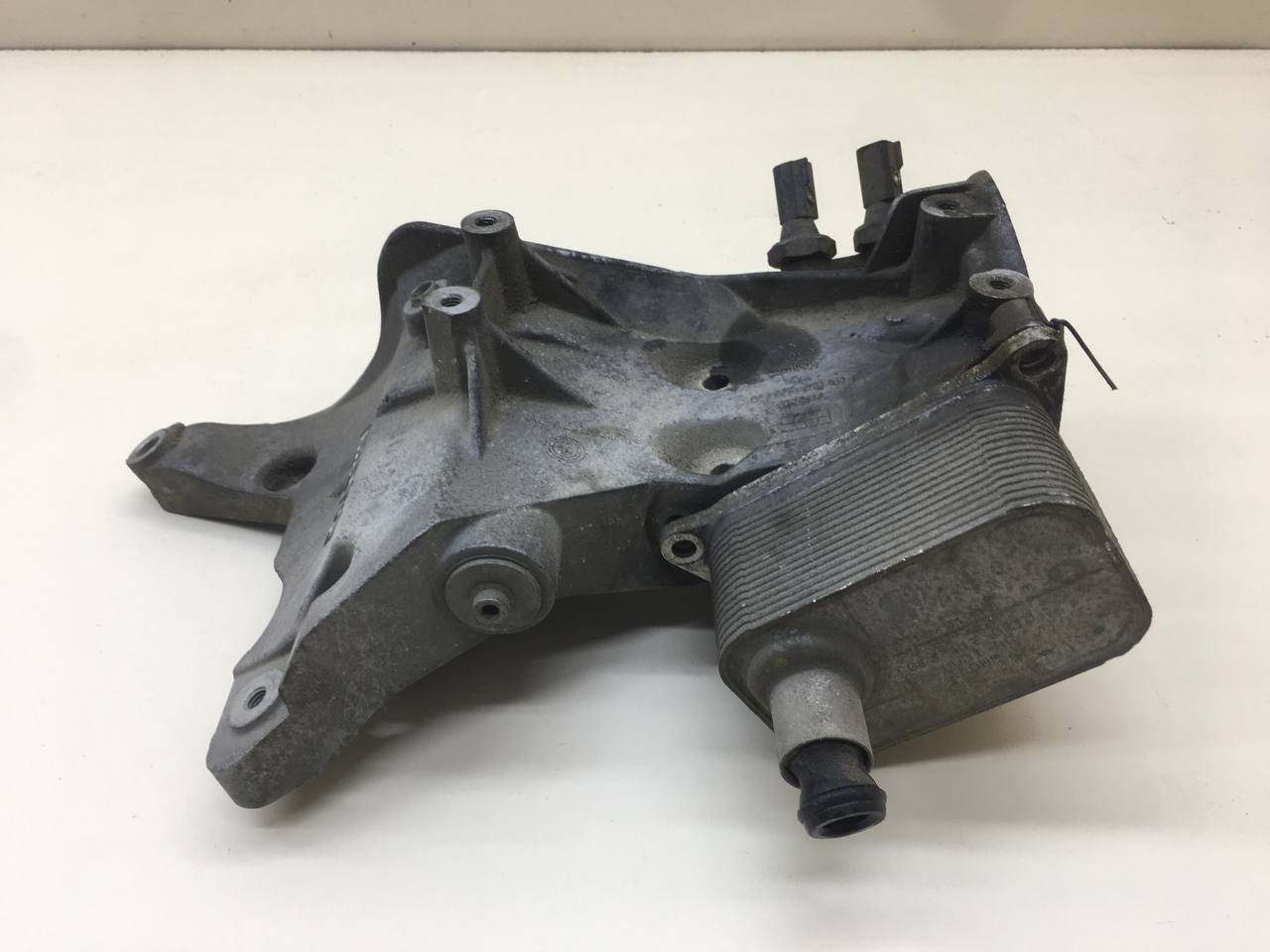 Кронштейн генератора Skoda Octavia (A5 1Z-) 2004-2013 Кронштейн генератора Skoda Octavia (A5 1Z-) 2004-2013