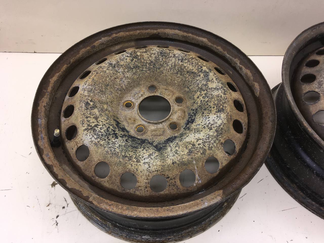 Диски к-кт R16 Штампованные