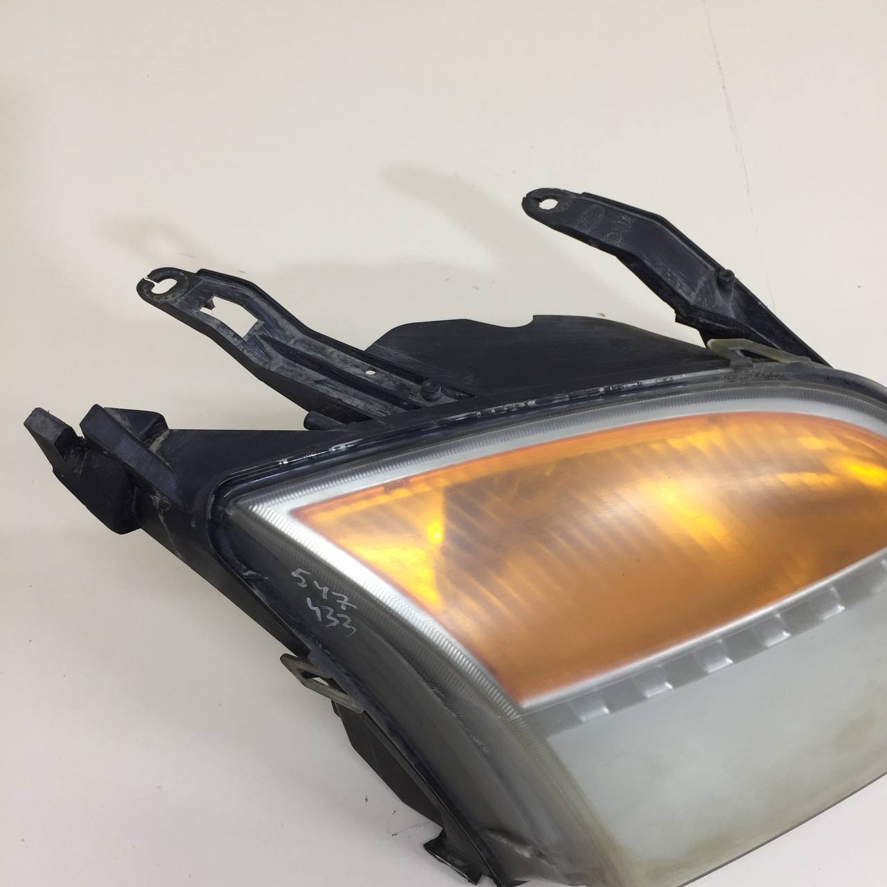 Фара правая Ford Fusion (JU) 2002-2012 Фара правая Ford Fusion (JU) 2002-2012