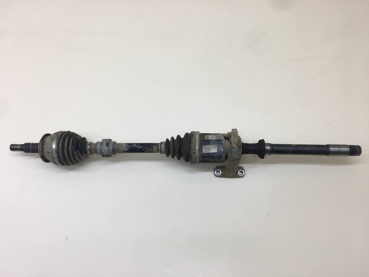Полуось передняя правая Toyota Rav 4 (A30) 2006-2013 Полуось передняя правая Toyota Rav 4 (A30) 2006-2013