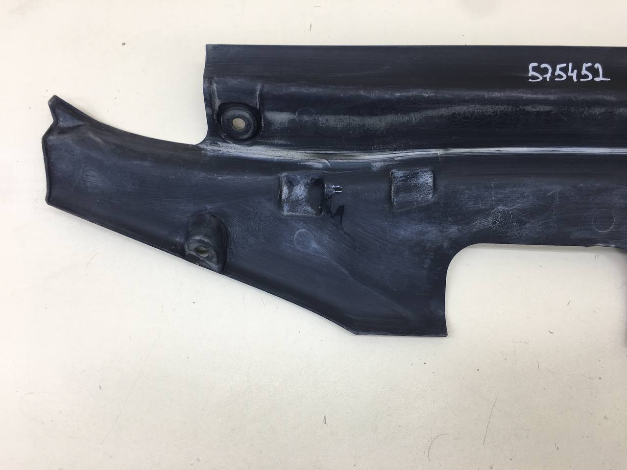 Кожух замка капота Nissan Primera (P12) 2002-2007