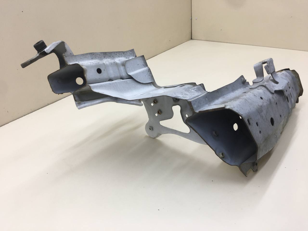 Кузовной элемент Mazda Mazda 3 (BL) 2009-2013 Кузовной элемент Mazda Mazda 3 (BL) 2009-2013