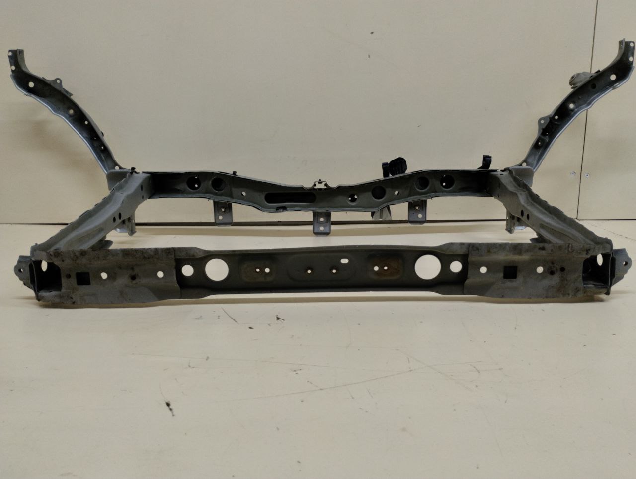 Панель передняя Toyota Auris (E150) 2006-2012 Панель передняя Toyota Auris (E150) 2006-2012