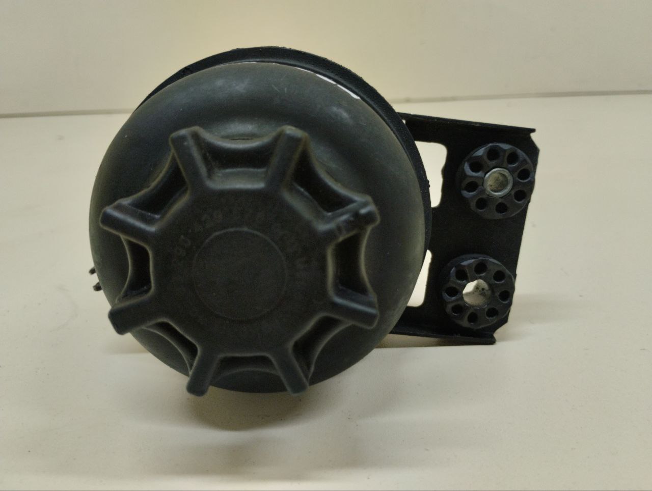 Бачок гидроусилителя BMW 3-series E90/E91 2005-2011