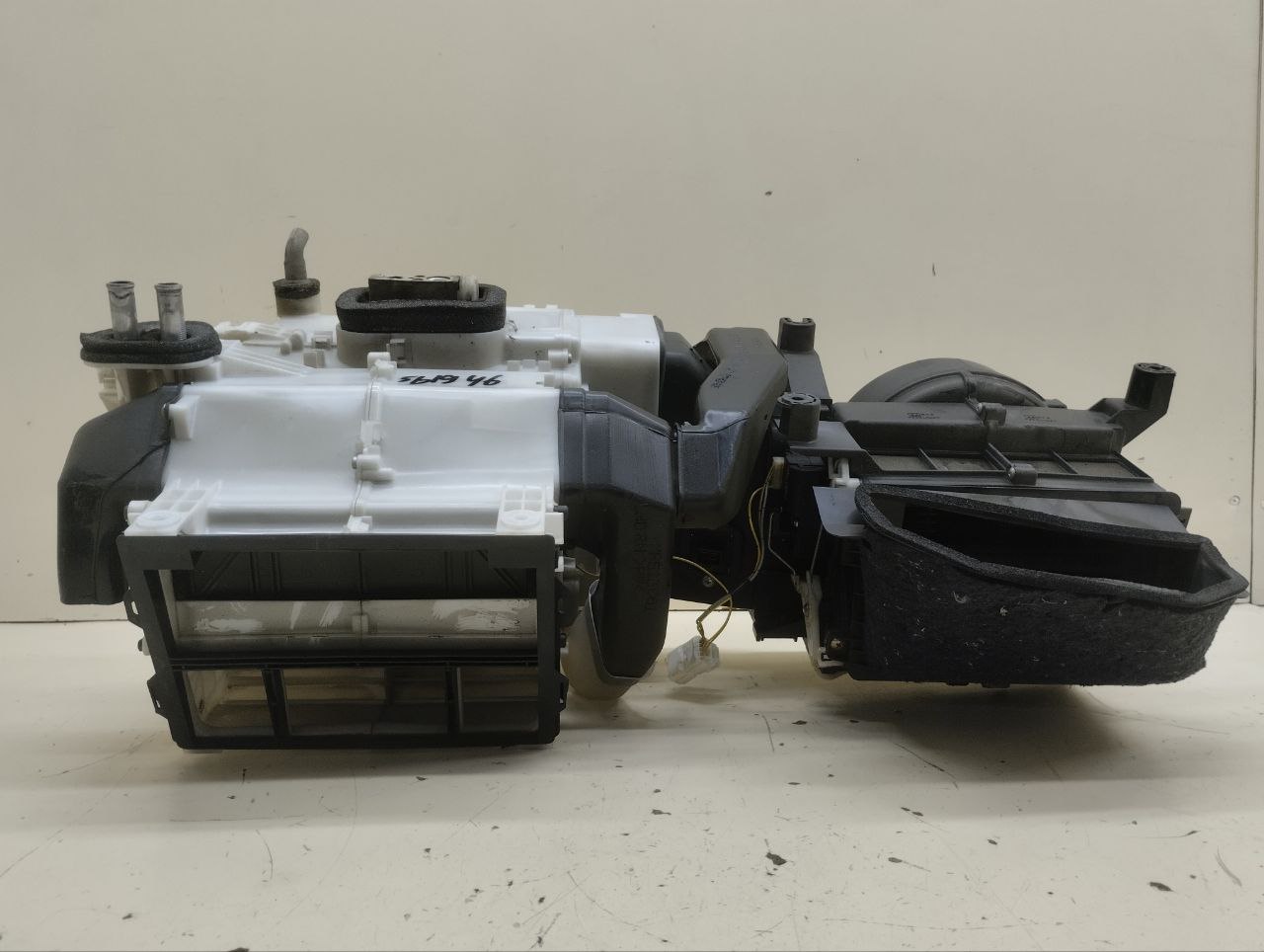 Корпус отопителя Mitsubishi Lancer 9 (CS/Classic) 2000-2011 Корпус отопителя Mitsubishi Lancer 9 (CS/Classic) 2000-2011