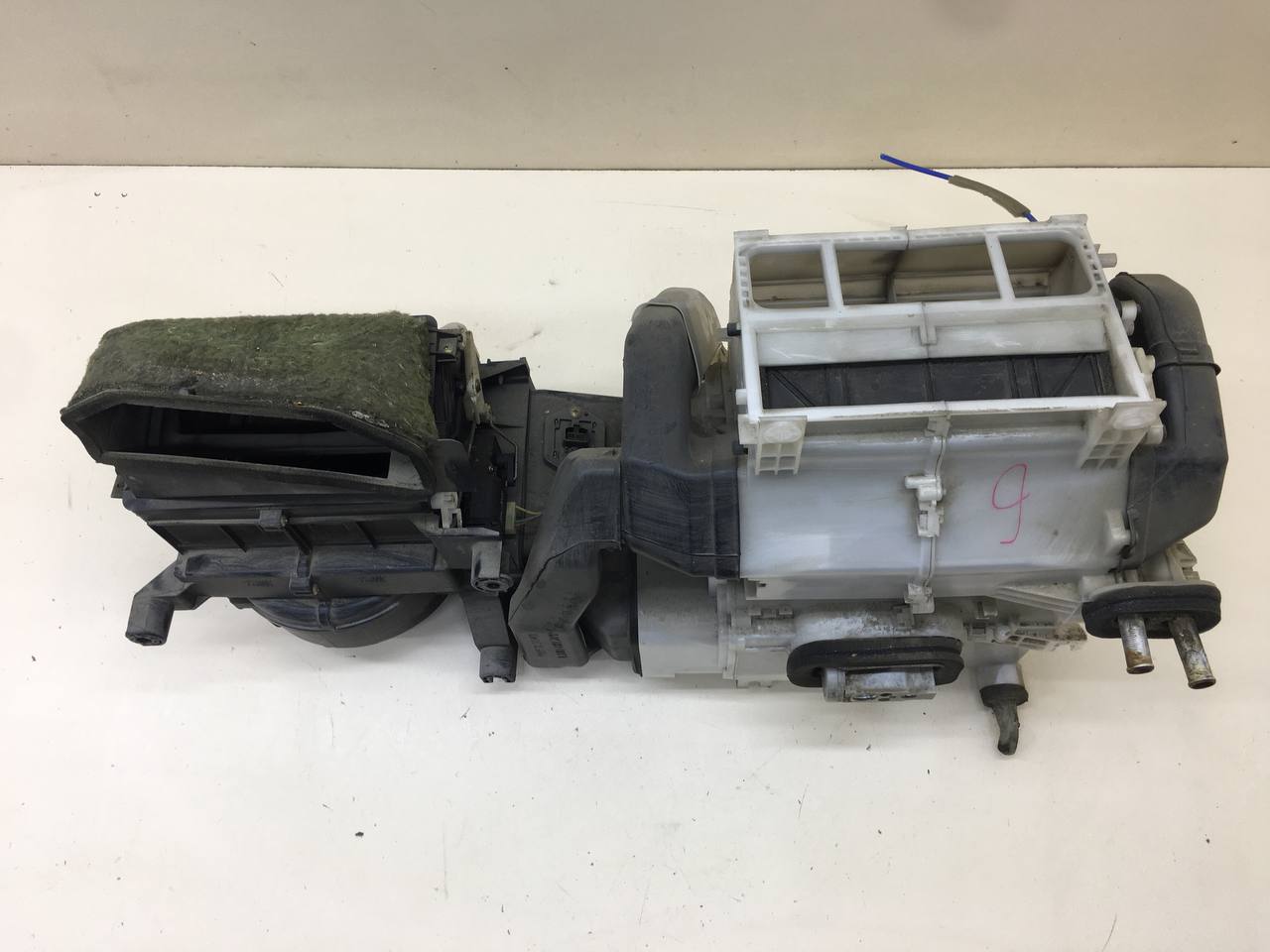 Корпус отопителя Mitsubishi Lancer 9  (CS/Classic) 2000-2011