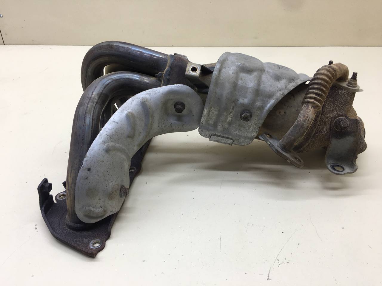 Коллектор выпускной Toyota Rav 4 (XA40) 2013-2019