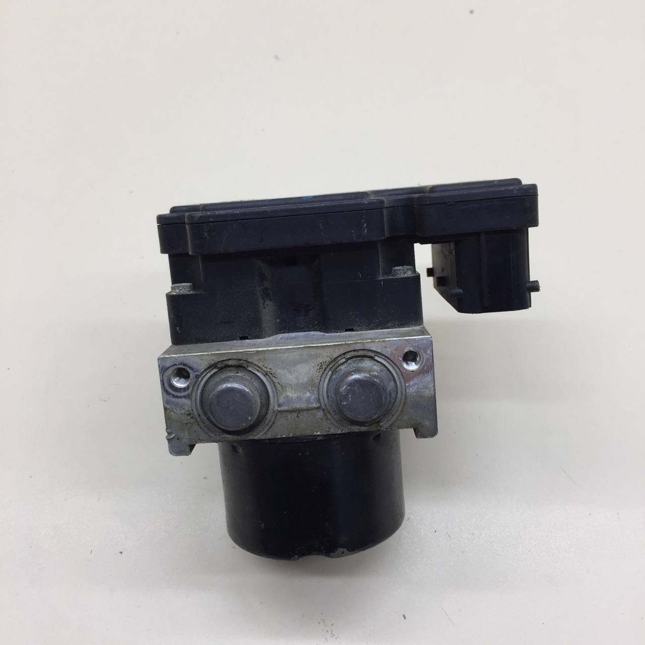Блок ABS (насос) Chevrolet Cruze (J300) 2009-2016