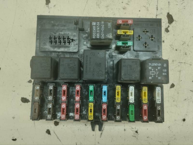 Блок предохранителей Chevrolet Niva 2009-2020