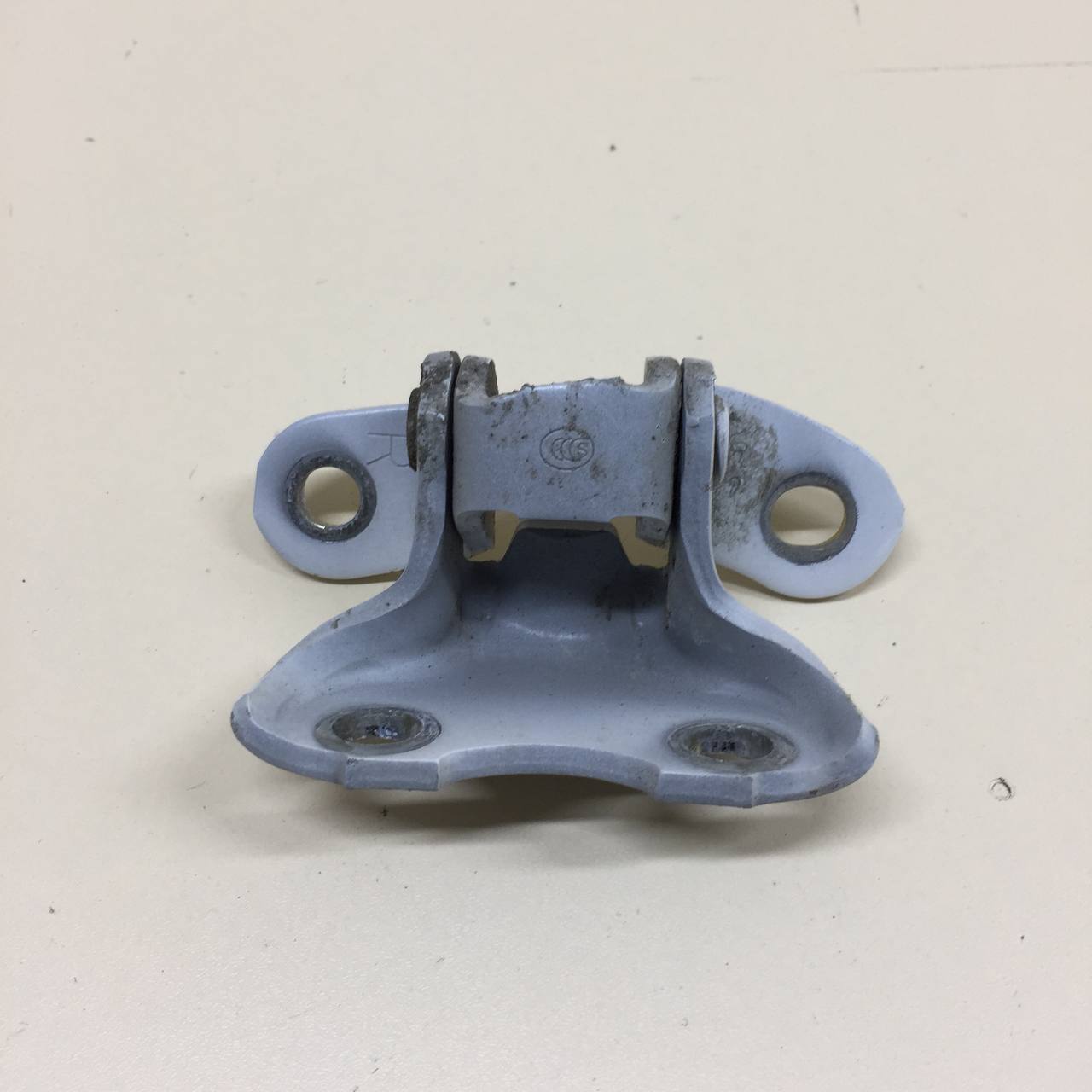Петля двери передней правой нижняя Toyota Corolla E150 2006-2013 Петля двери передней правой нижняя Toyota Corolla E150 2006-2013