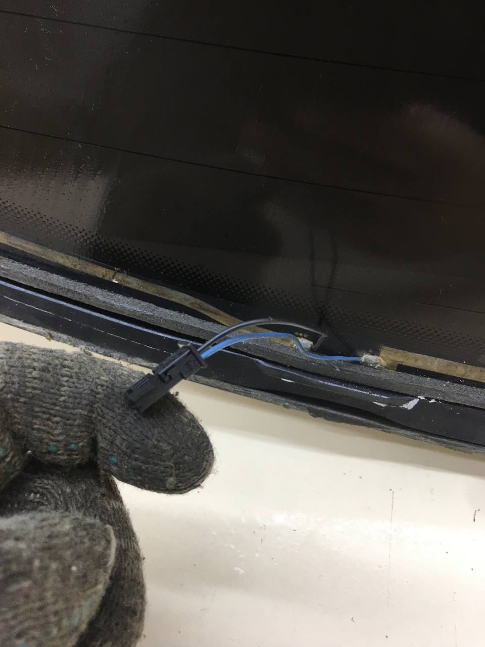 Стекло заднее Audi TT (8J) 2006-2015