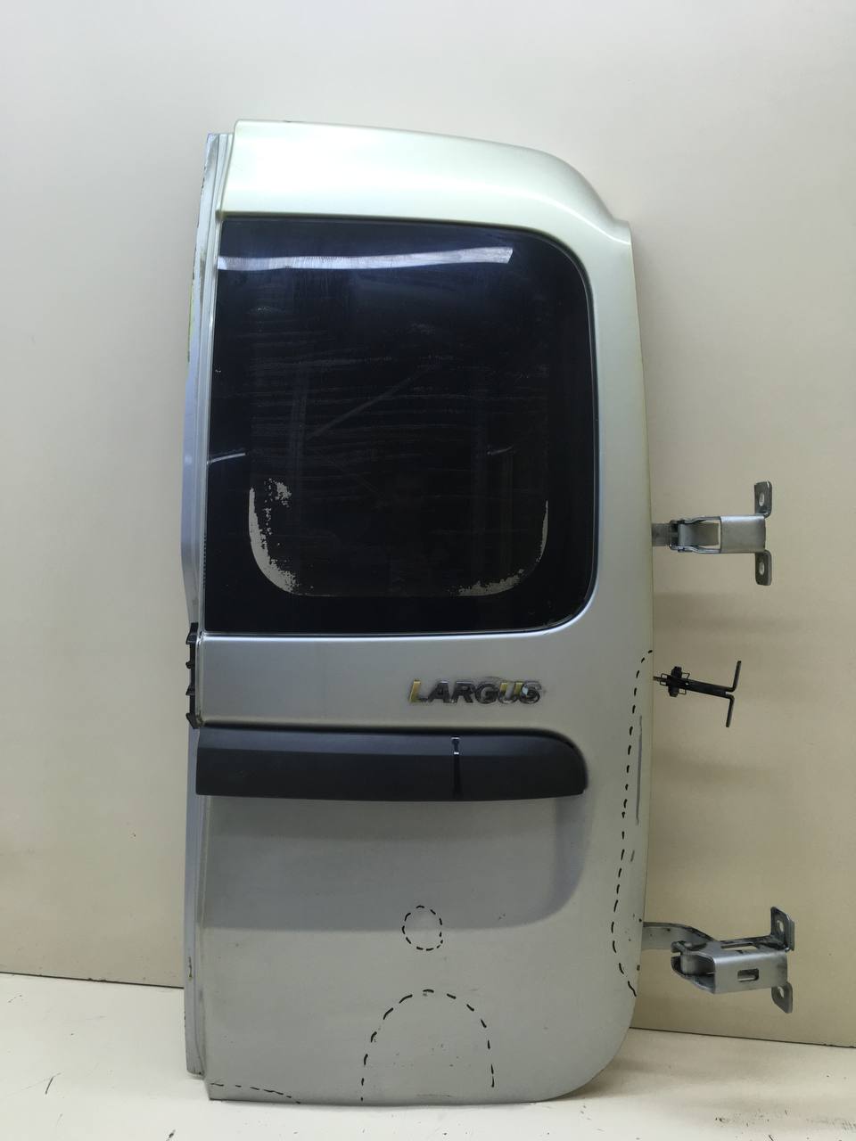 Дверь багажника со стеклом Lada Largus 2012>