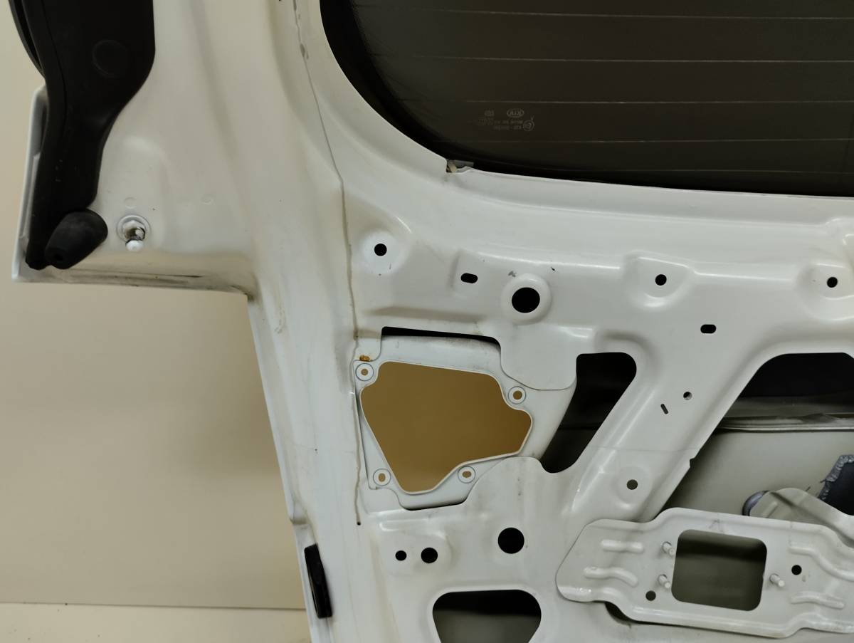Дверь багажника со стеклом Kia Sorento (UM) 2015>