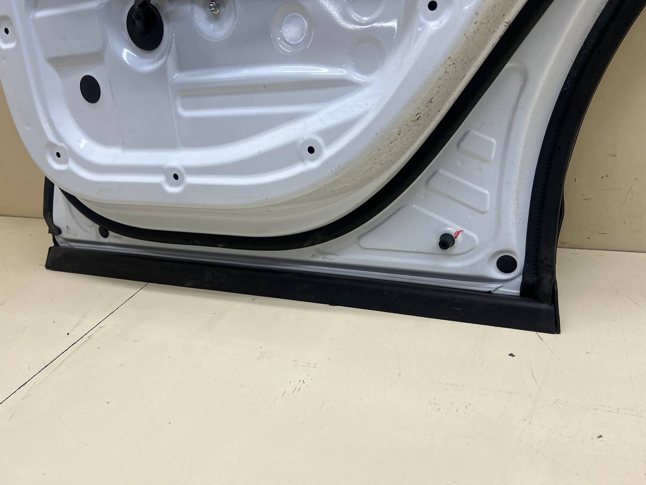 Дверь задняя правая EXEED RX 2022>