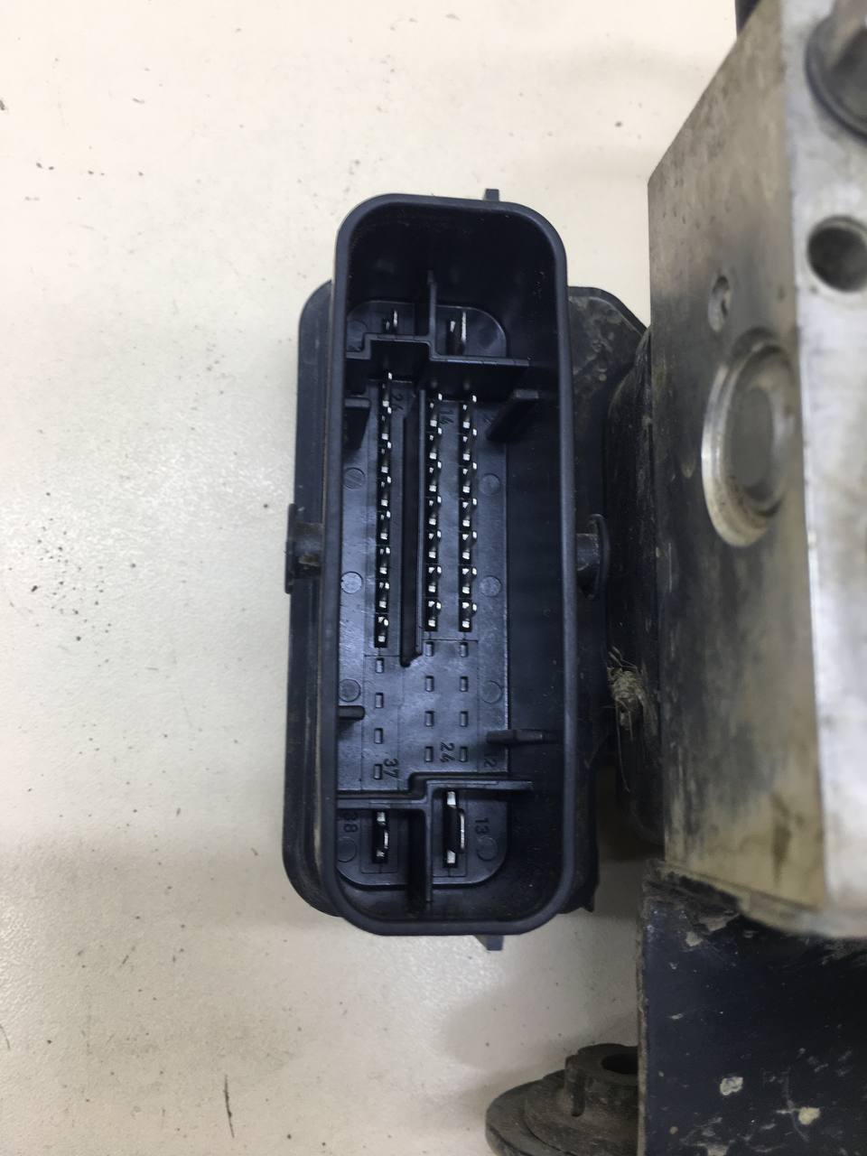 Блок ABS (насос) Volkswagen Polo (MK5) 2011-2020
