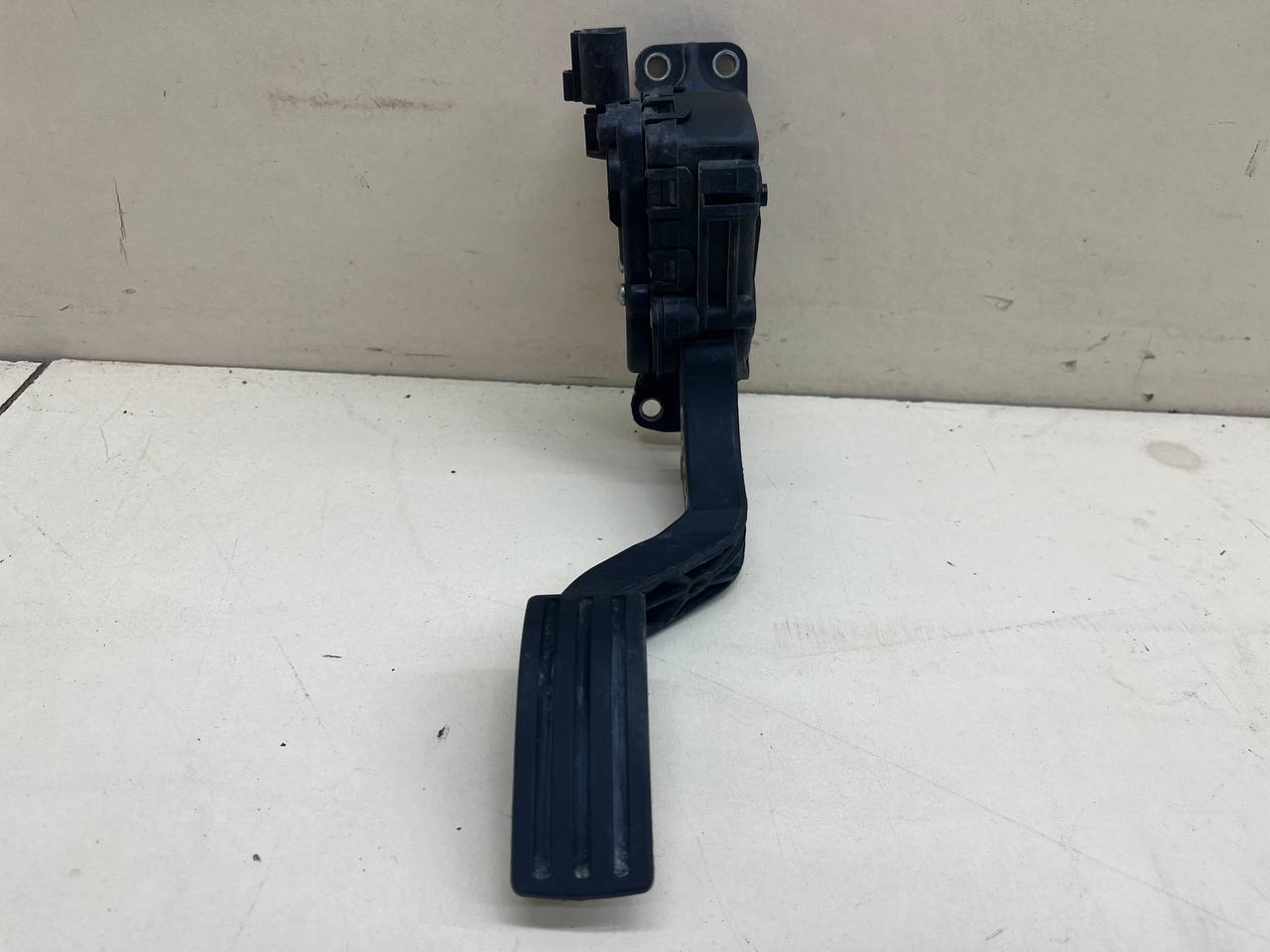 Педаль газа Ford Fusion (JU) 2002-2012