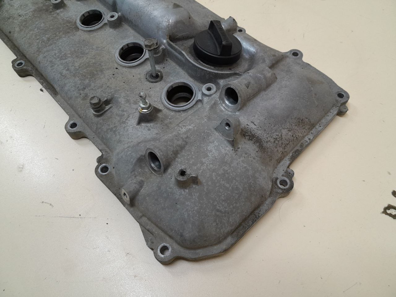 Крышка головки блока (клапанная) Toyota Rav 4 (A30) 2006-2013 Крышка головки блока (клапанная) Toyota Rav 4 (A30) 2006-2013