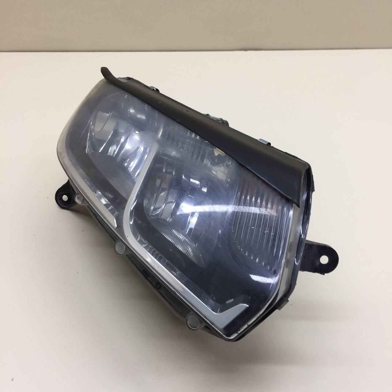 Фара правая Renault Logan (2) 2014>