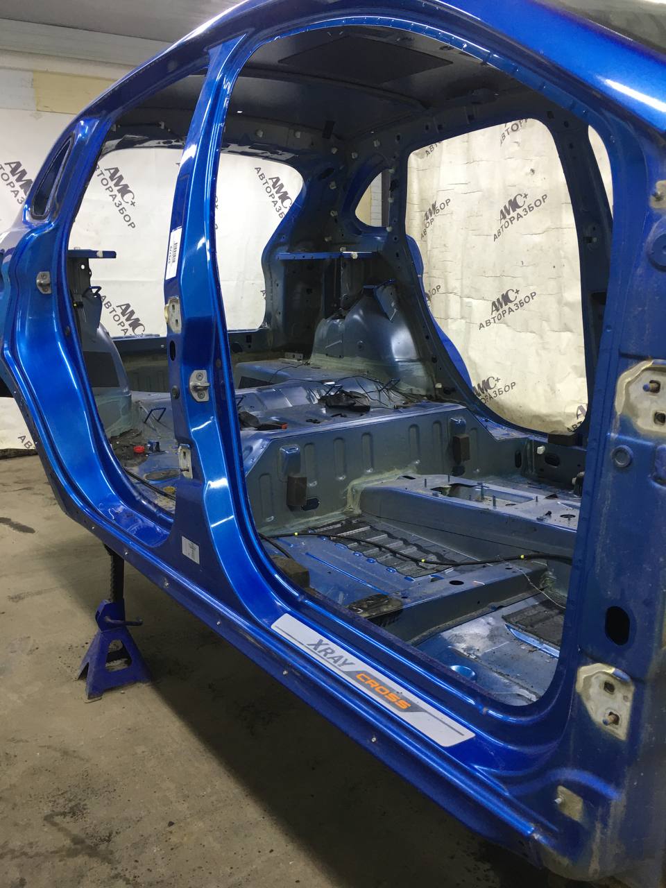 Порог со стойкой правый Lada  X-RAY Cross 2018 >
