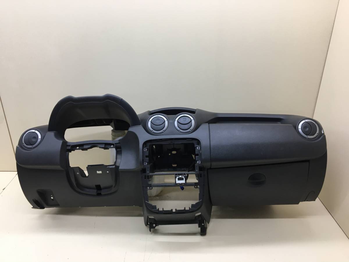 Торпедо Renault Duster (HSA, HSM) 2012>
