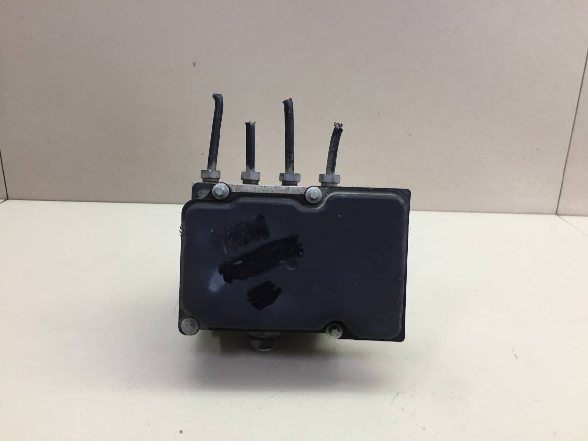 Блок ABS (насос) Nissan Qashqai (J10) 2006-2013