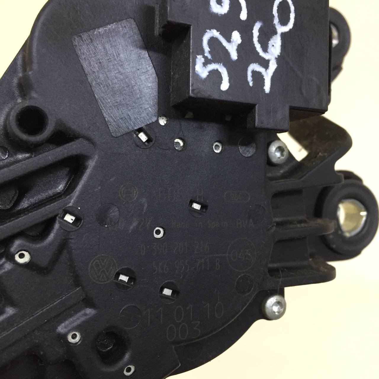 Моторчик стеклоочистителя задний Volkswagen Polo (HB) 2009>