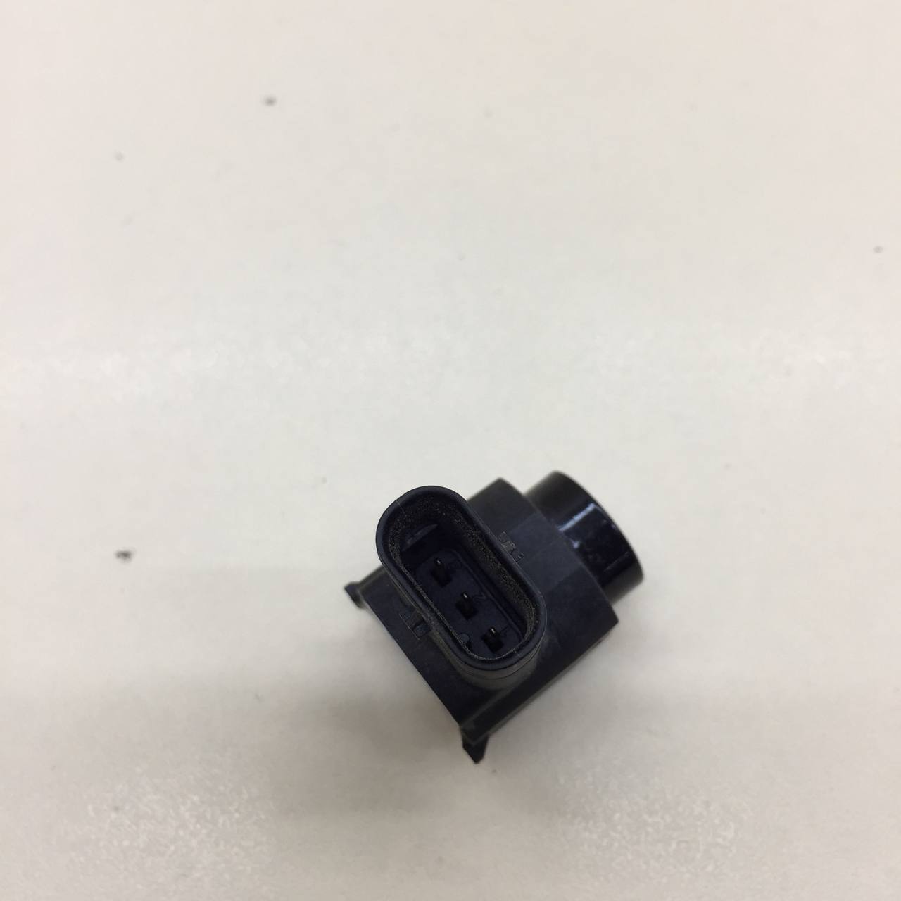 Датчик парковки Volkswagen Passat B6 2005-2010 Датчик парковки Volkswagen Passat B6 2005-2010