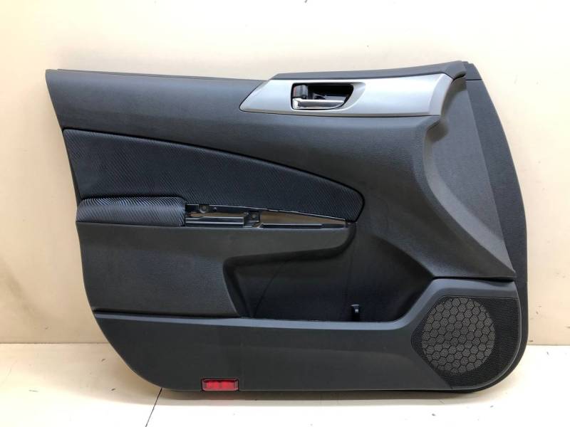 Обшивка двери передней левой Subaru Forester (S12) 2008-2012