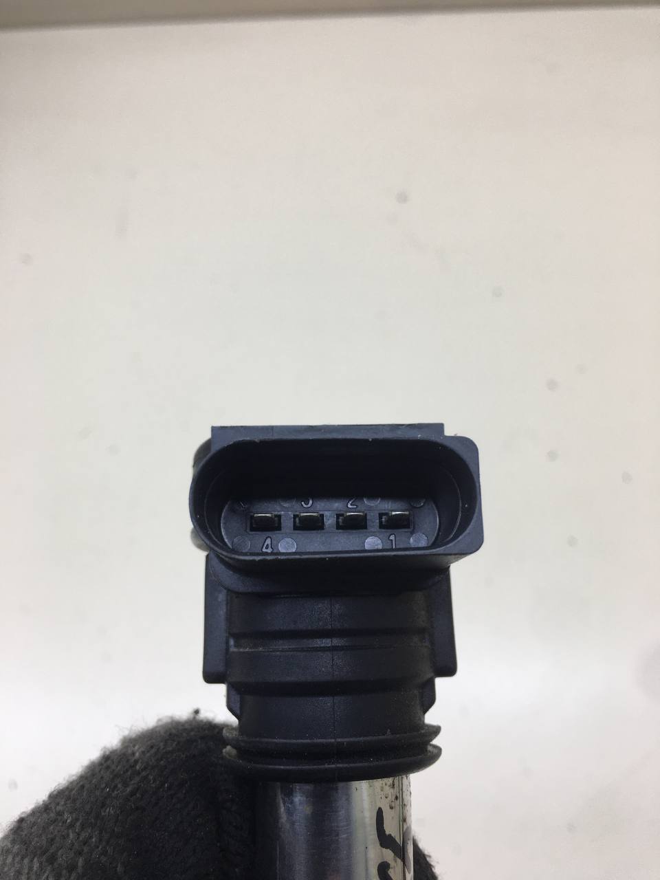 Катушка зажигания Volkswagen Passat B7 2011-2015 Катушка зажигания Volkswagen Passat B7 2011-2015