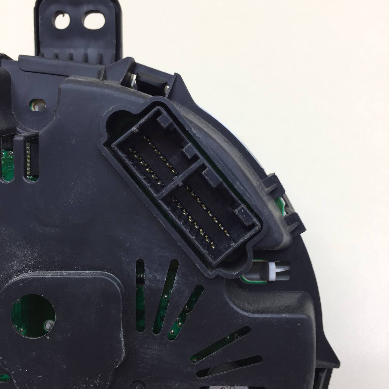 Панель приборов Hyundai Solaris (RB) 2010-2017