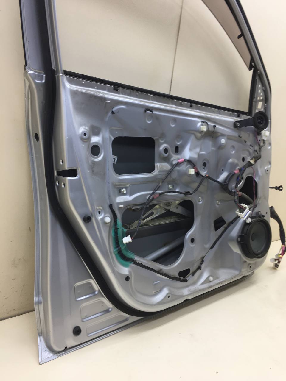 Дверь передняя левая Toyota Rav 4 (A30) 2006-2013