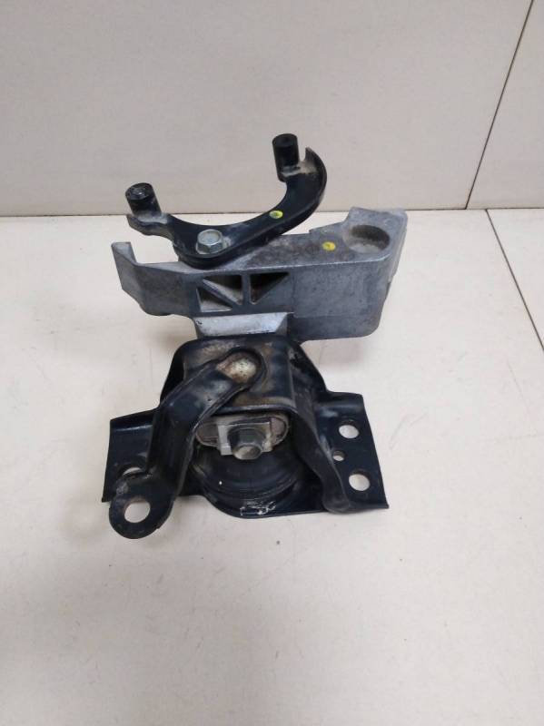 Опора двигателя правая Nissan Tiida (C11) 2007-2014 Опора двигателя правая Nissan Tiida (C11) 2007-2014