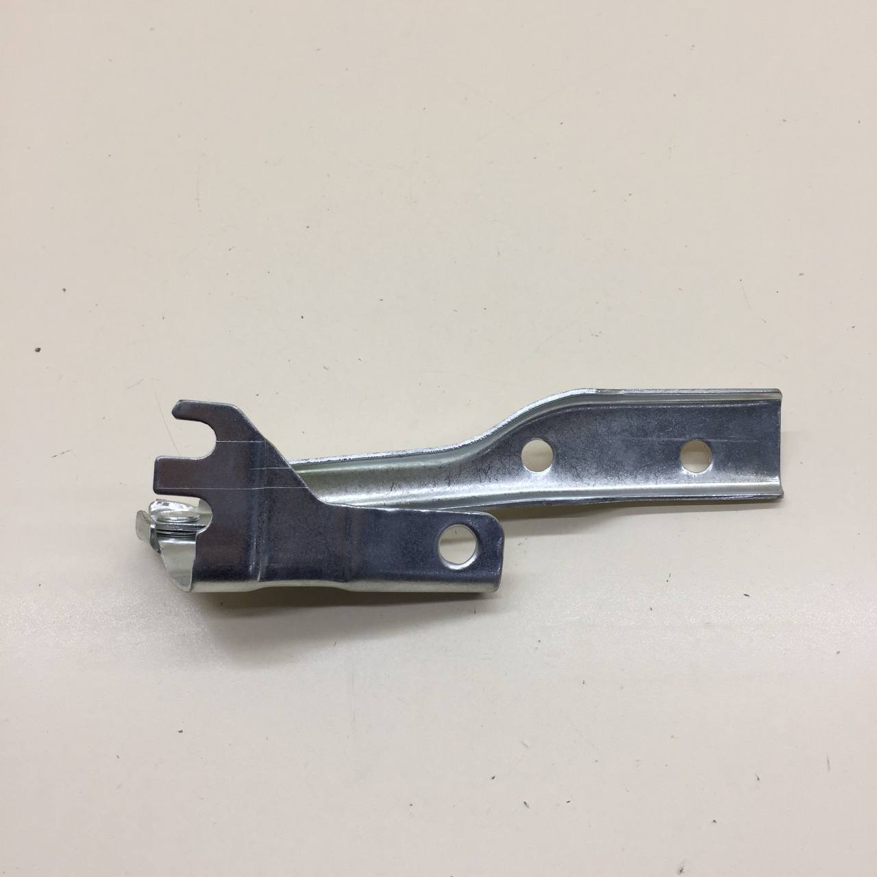 Петля капота левая Volkswagen Polo (MK5) 2011-2020