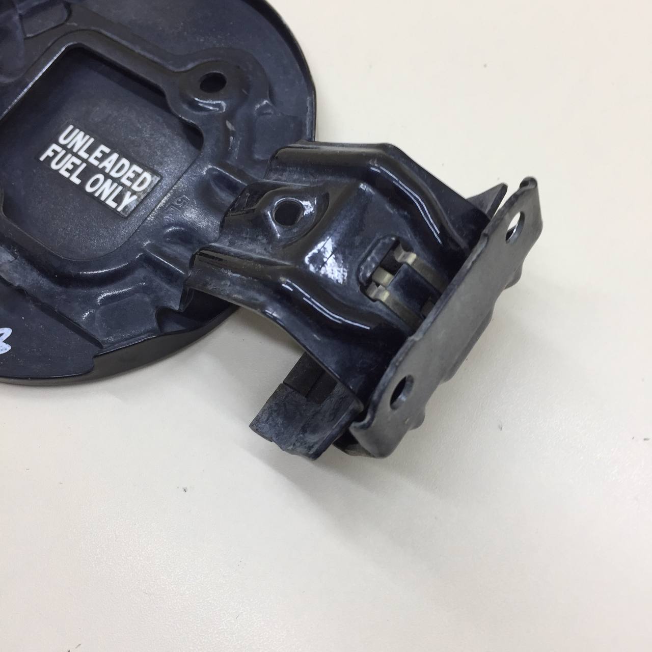 Лючок бензобака Toyota Auris (E150) 2006-2012