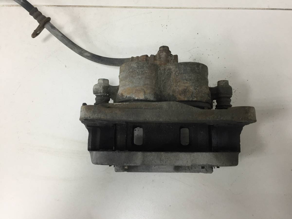 Суппорт передний правый Subaru Impreza (G12) 2007-2012